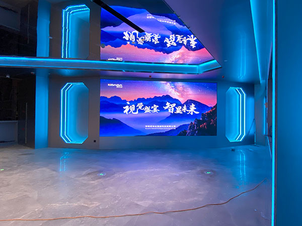 濟(jì)南 鼎冠鑫星 臺球連鎖應(yīng)用柯華達(dá)P2.5室內(nèi)全彩LED顯示屏
